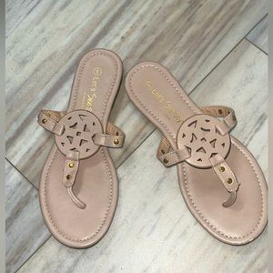 Boutique brand size 6  has a strap that goes in between the big and second toe